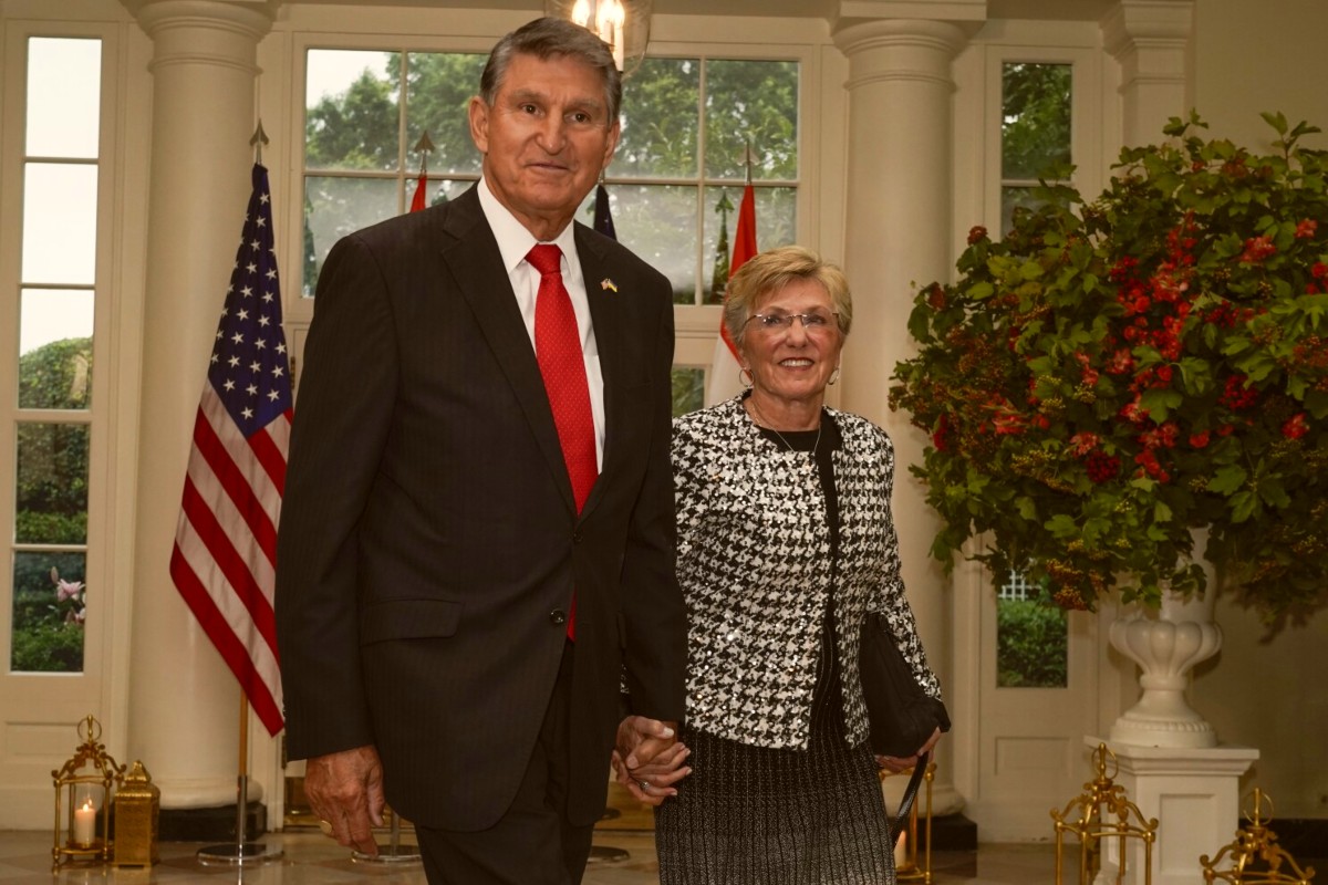 Senator Joe Manchin With Wife